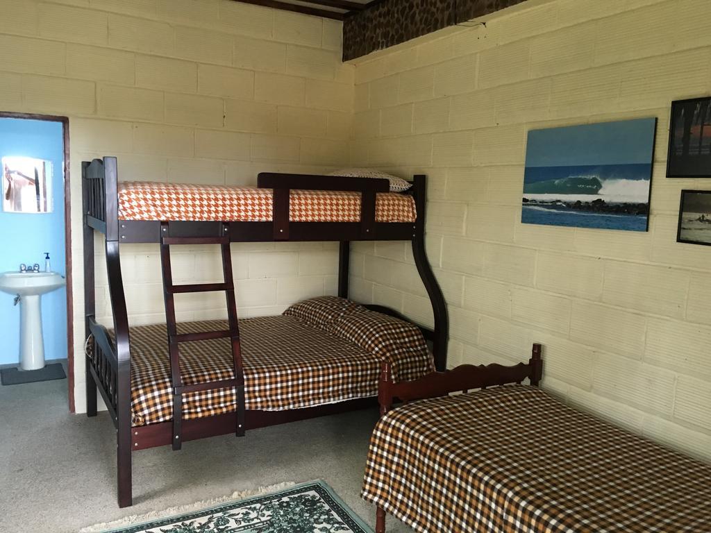 Casa Roja Hostel Montañita Zewnętrze zdjęcie