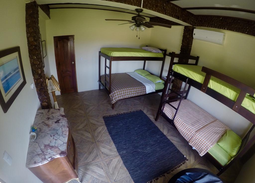 Casa Roja Hostel Montañita Zewnętrze zdjęcie